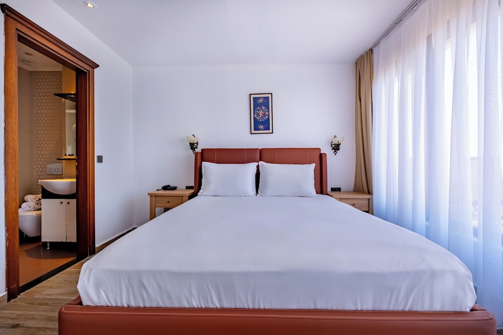 Deluxe Double Room, Sea View photo 2