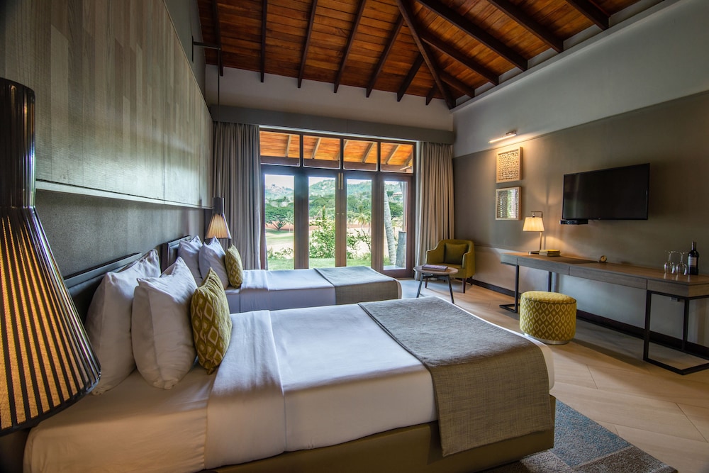 Deluxe Chalet photo 2