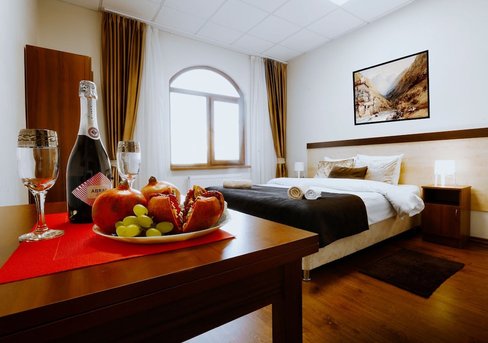 Standard Double or Twin Room photo 1