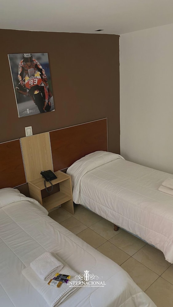 Standard Quadruple Room, City View