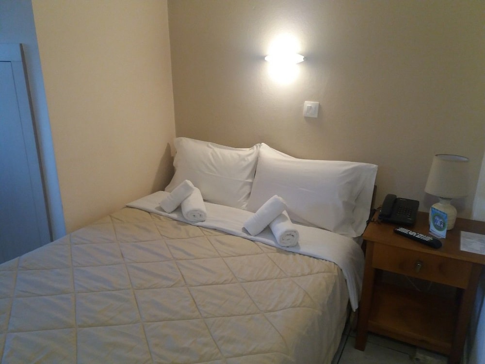 Economy Double Room - Photo 1
