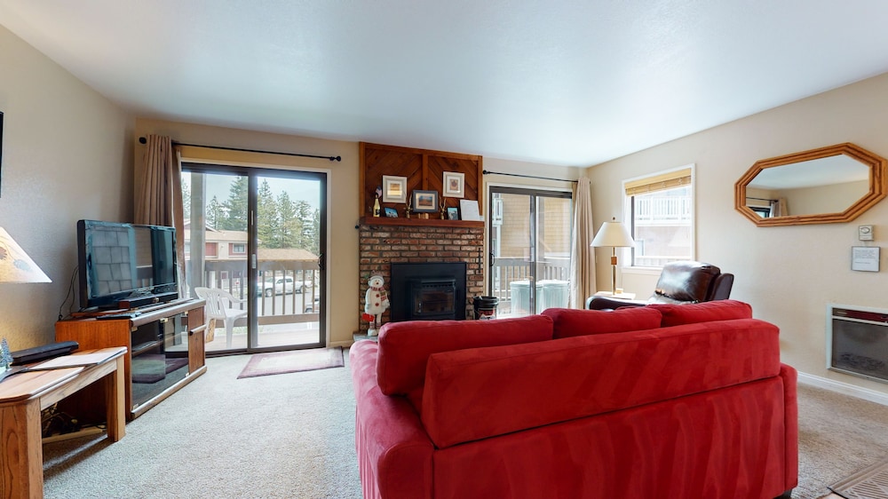 Condo, 1 King Bed With Sofa Bed, Patio, Mountain View (Hidden Valley Homestead) photo 3