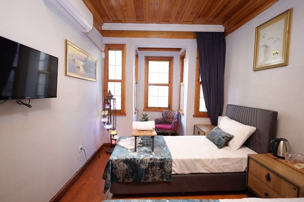 Deluxe Single Room photo 3