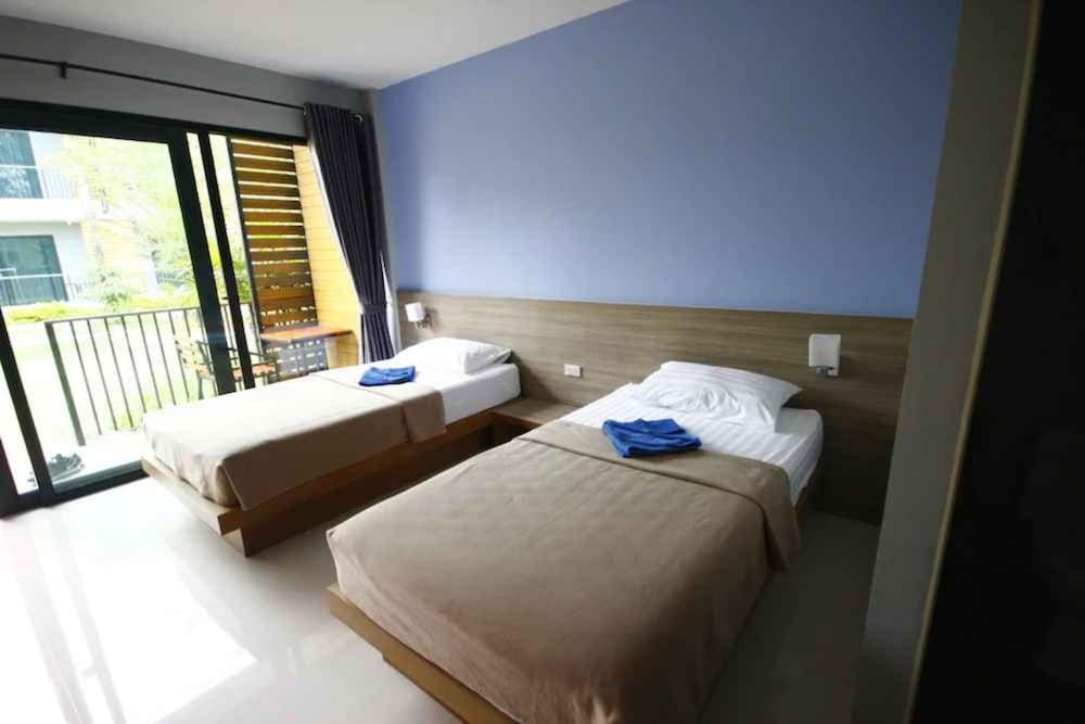 Standard Twin Room photo 2