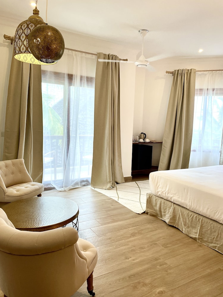 Deluxe Room, Ocean View - Photo 4