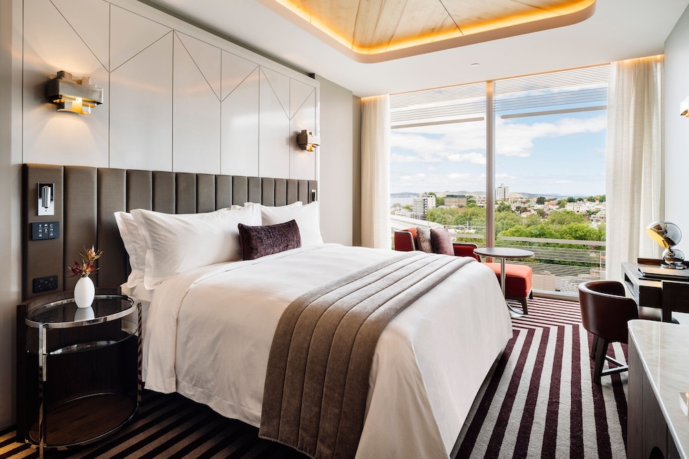 Water View King Room - Photo 2