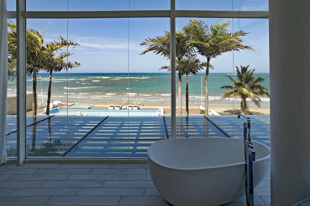 Premium Villa, Beach View photo 3