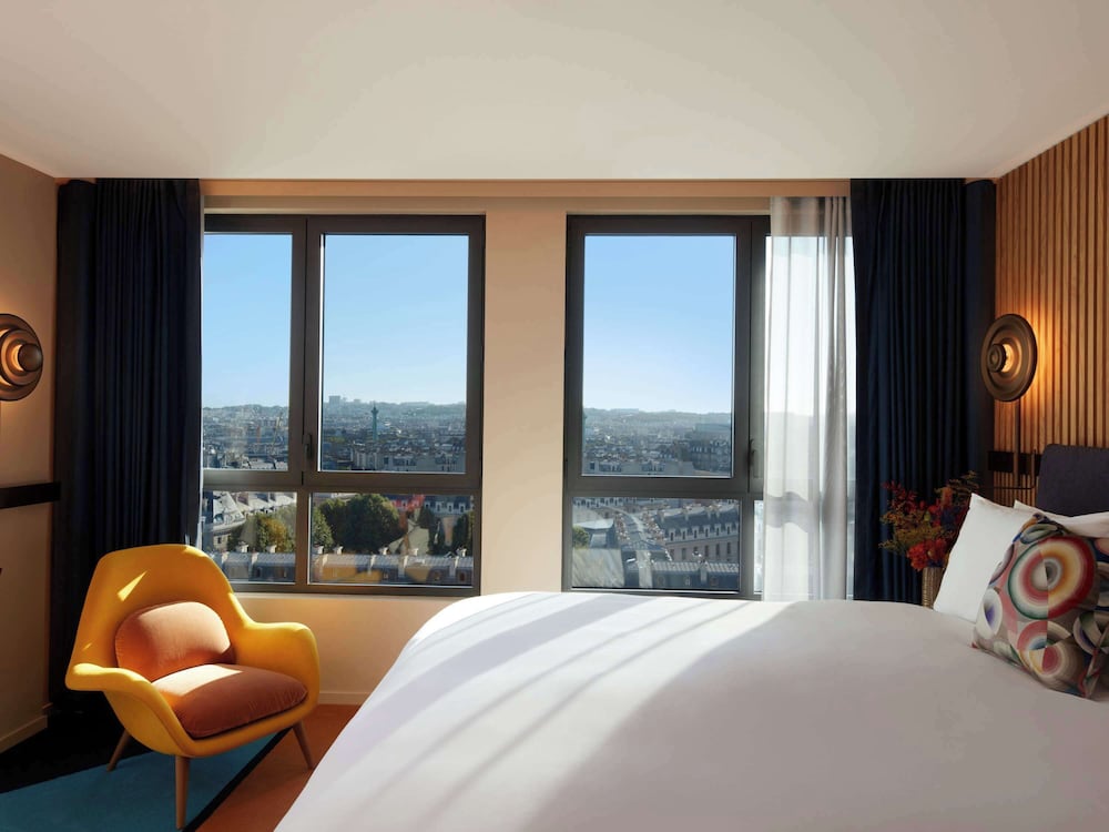 Chambre Collection Rooftop, 1 grand lit, Vue toits de Paris