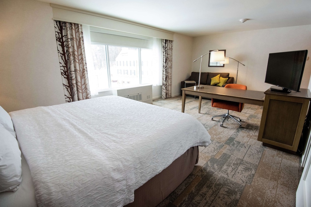 Studio, 1 King Bed, Accessible, Non Smoking (Hearing) photo 1