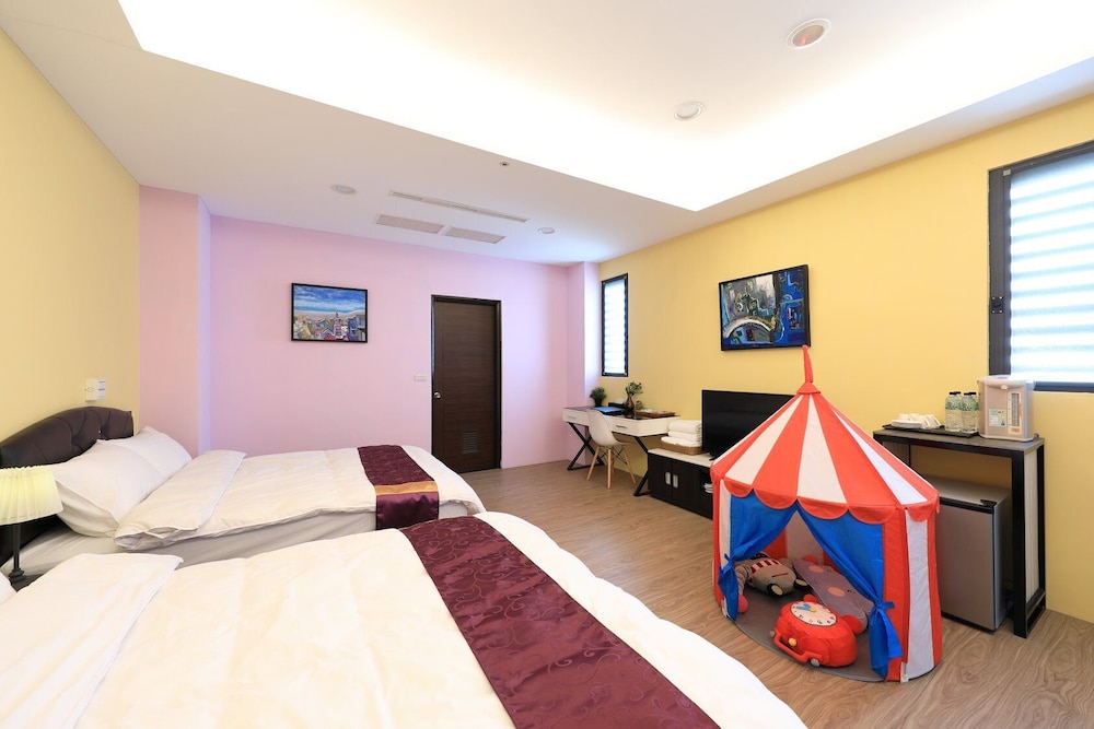 Family Quadruple Room photo 1
