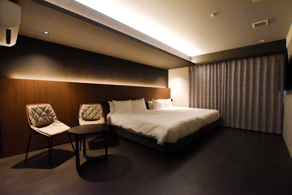 Standard Double Room photo 2