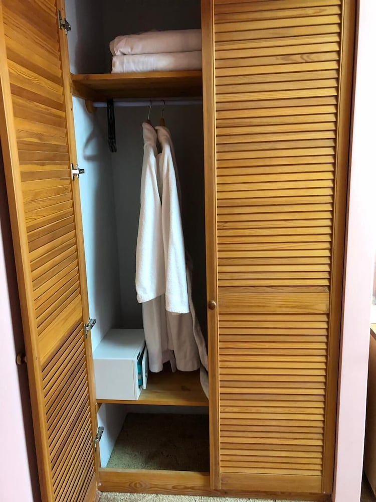 Standard Twin Room photo 2