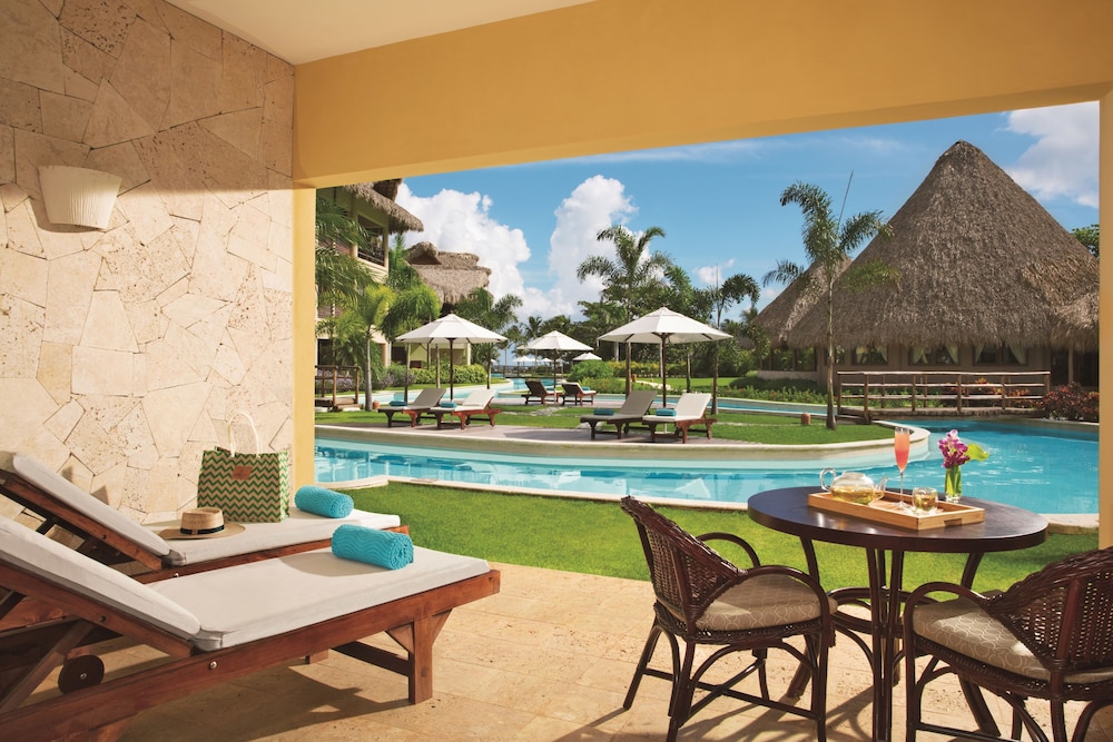 Junior Suite Agua Swim Up Double