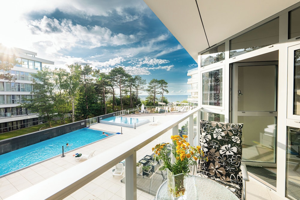 Deluxe Apartment, Partial Sea View (III)