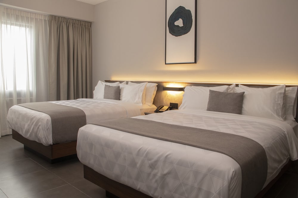 Deluxe Double Room, 2 Double Beds, City View - Photo 1