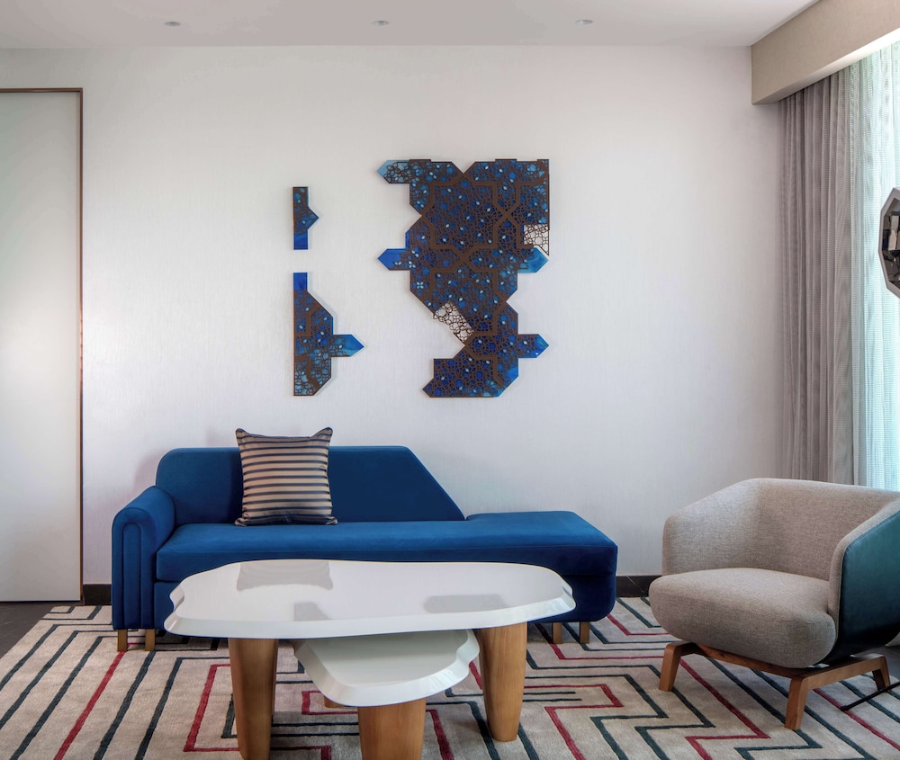 Executive Suite (Andaz) - Photo 3