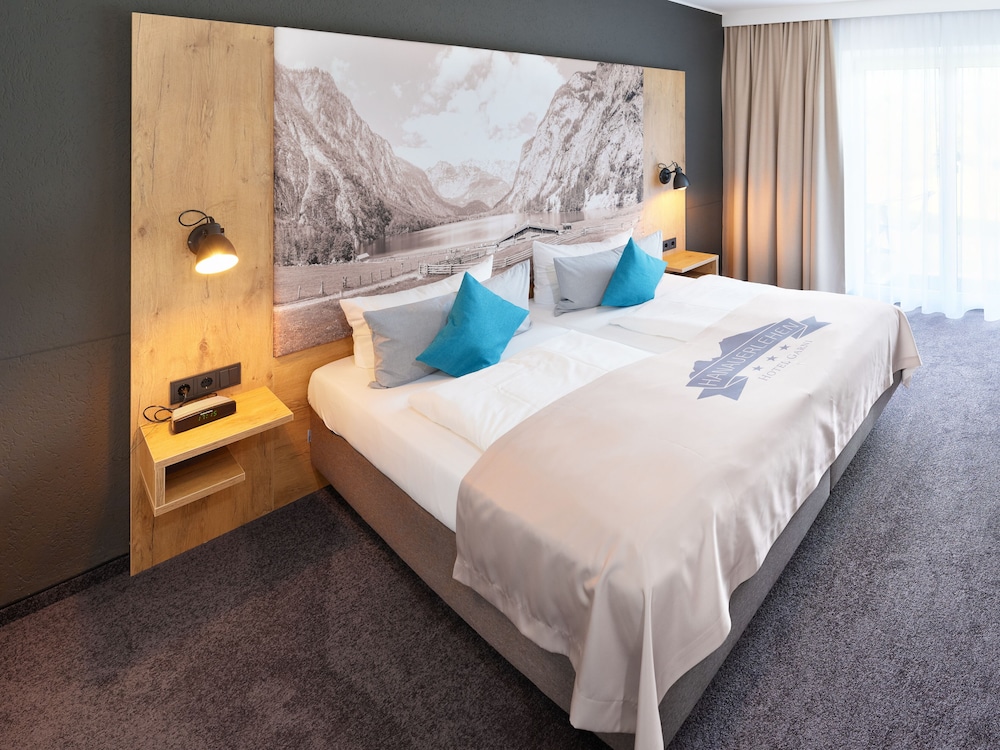 Comfort Double Room, Non Smoking, Mountain View photo 3