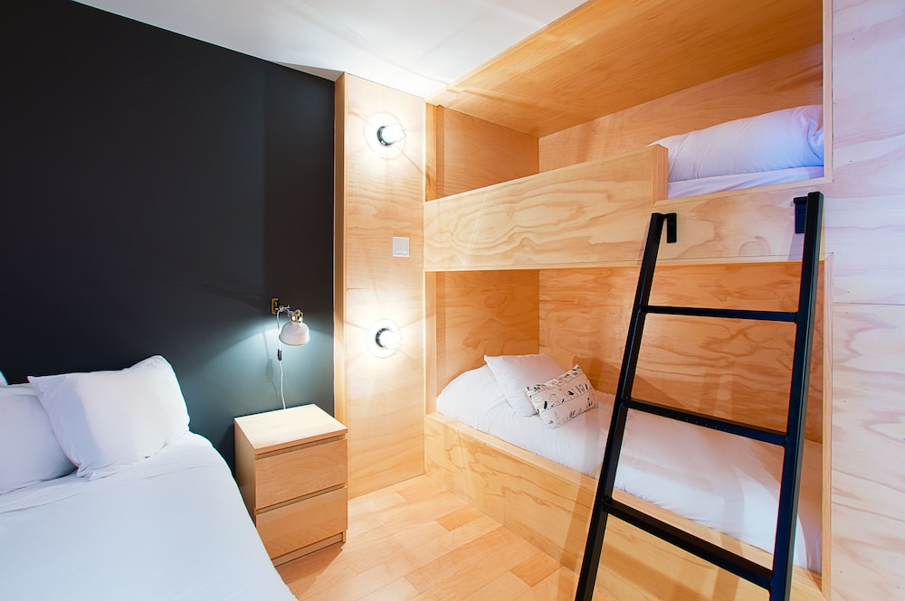 Two-Bedrooms Family Apartment + Bunk bed - City View (303)