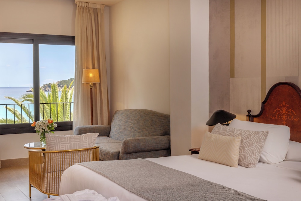 Classic Double Room, Sea View - Photo 9