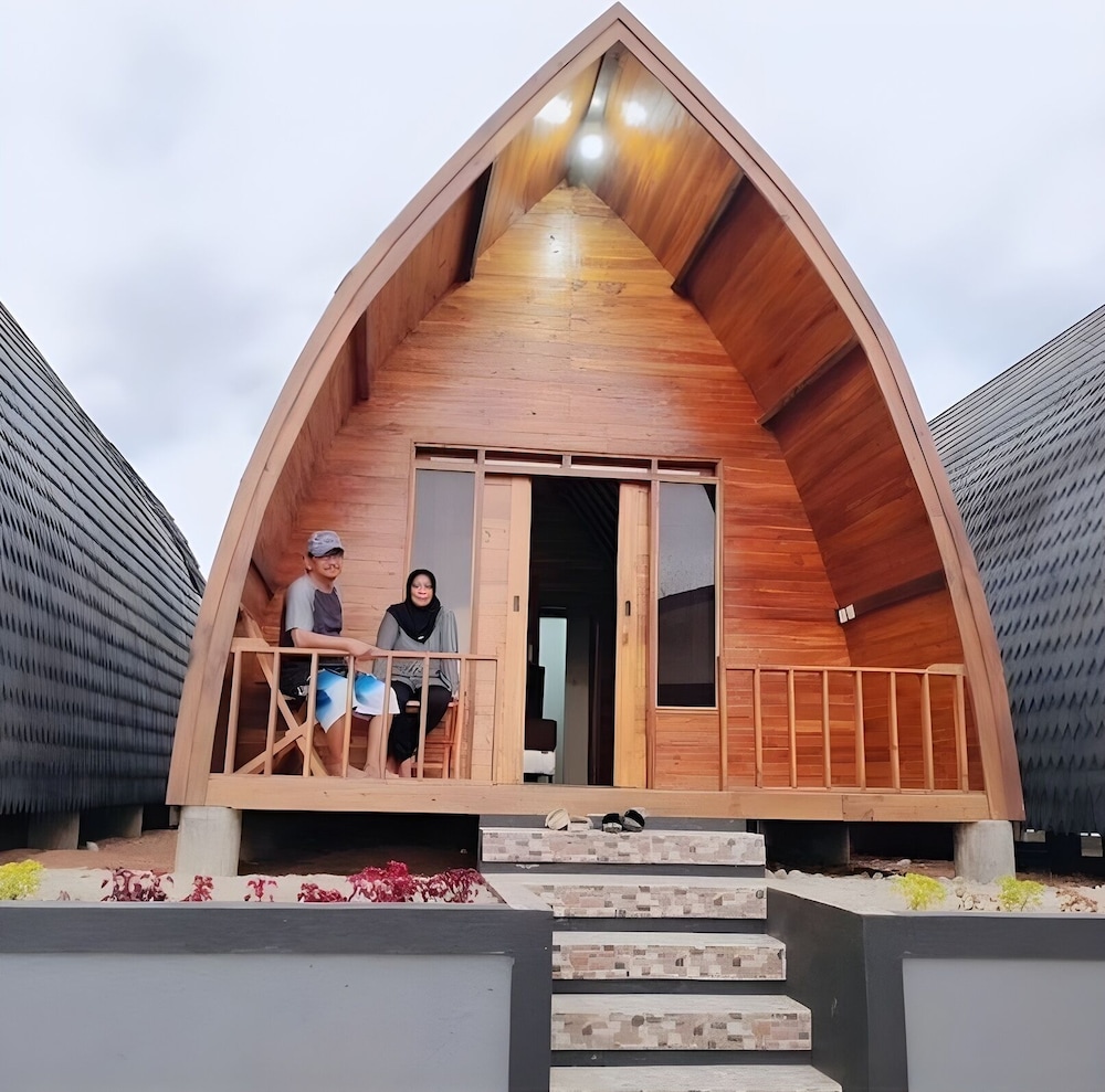 Villa photo 2