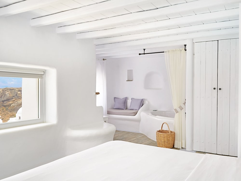 Superior Suite Panoramic Sea View - Photo 1