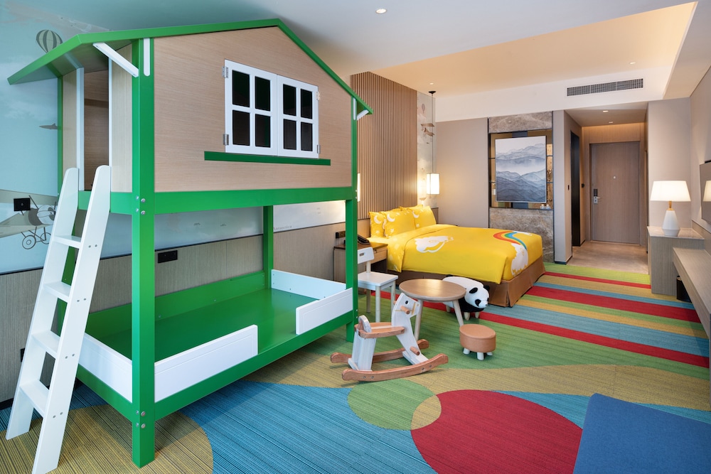 Premium Room, 1 King Bed (1 Kids Bed, Kids Theme)