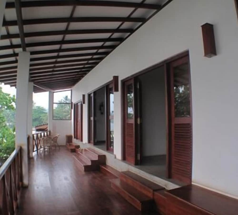 Standard Double or Twin Room, 1 Queen Bed, Ocean View, Sea Facing photo 3