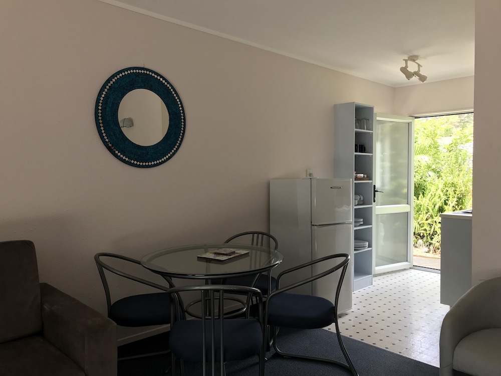 Two Bedroom Unit photo 3