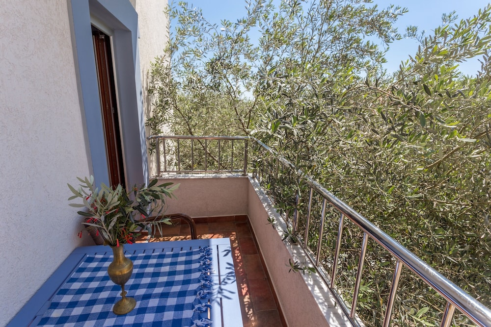 Standard Apartment, Balcony, Garden View (for 2 People), photo 6