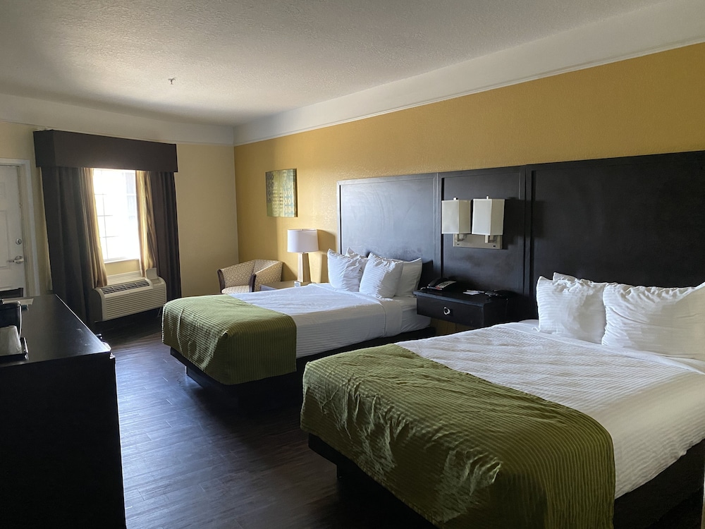 Standard Room, 2 Queen Beds, Accessible, Balcony - Photo 1