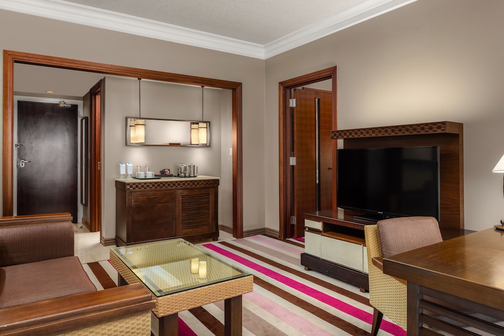 Laguna Suite - Photo 4