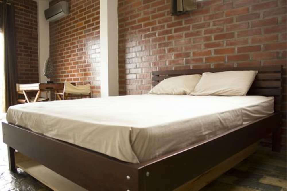 Standard Double Room, Multiple Beds, Garden View photo 2