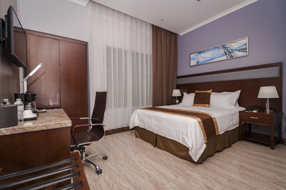 Executive Room