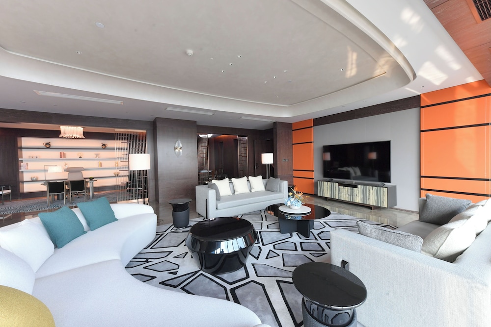 Presidential Suite photo 1
