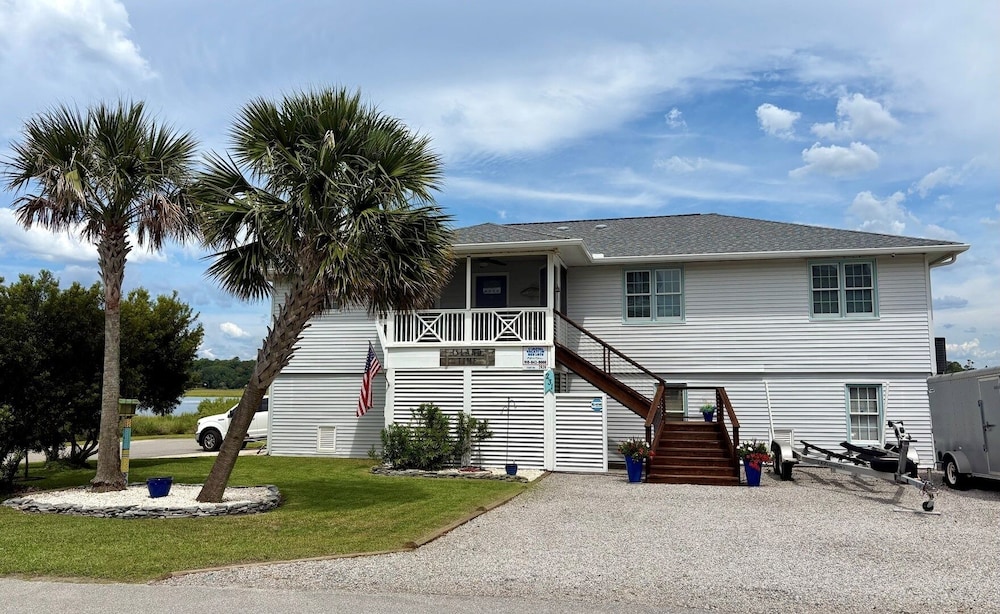 House, 3 Bedrooms photo 1