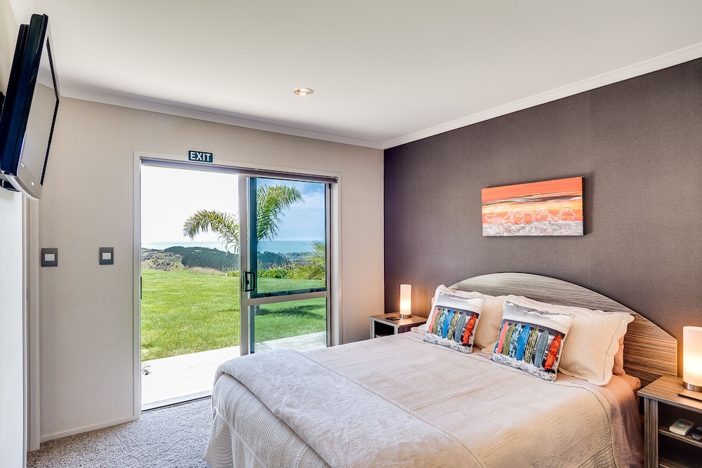 Deluxe Queen Room photo 1