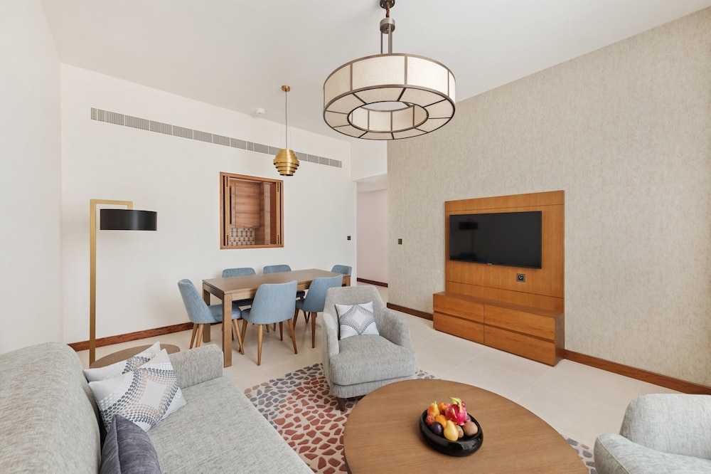 Suite, 1 Bedroom, Kitchen photo 2
