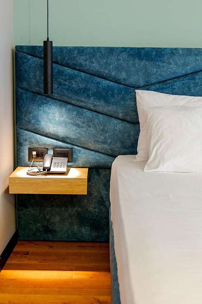 Double Room, Partial Sea View