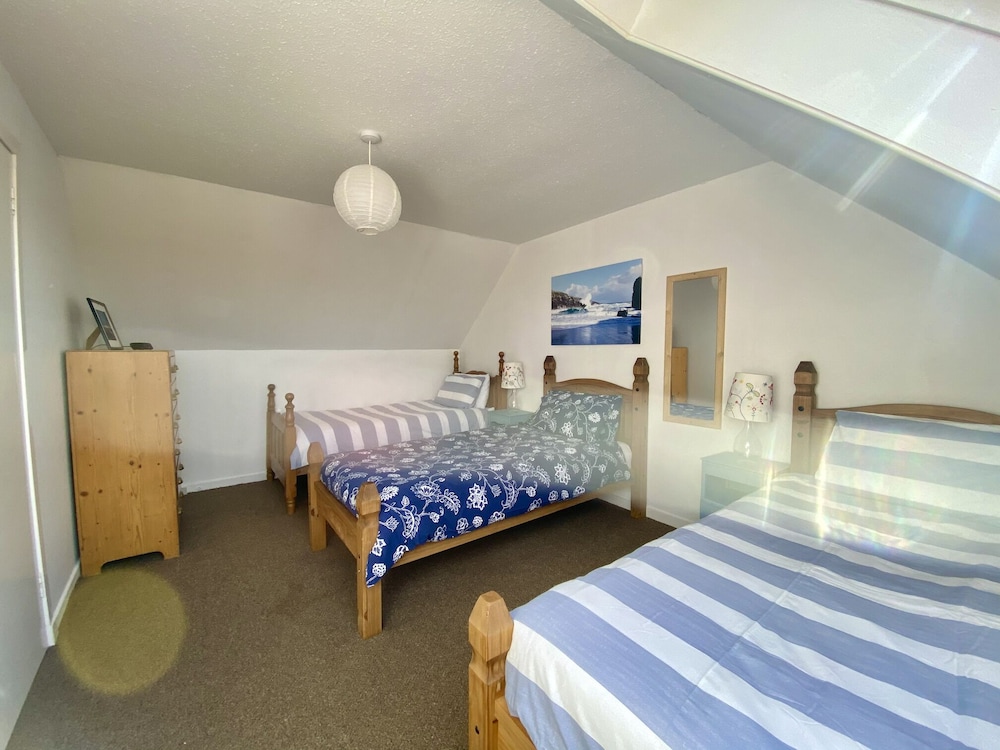 Cottage, 3 Bedrooms (Muirneag) photo 3