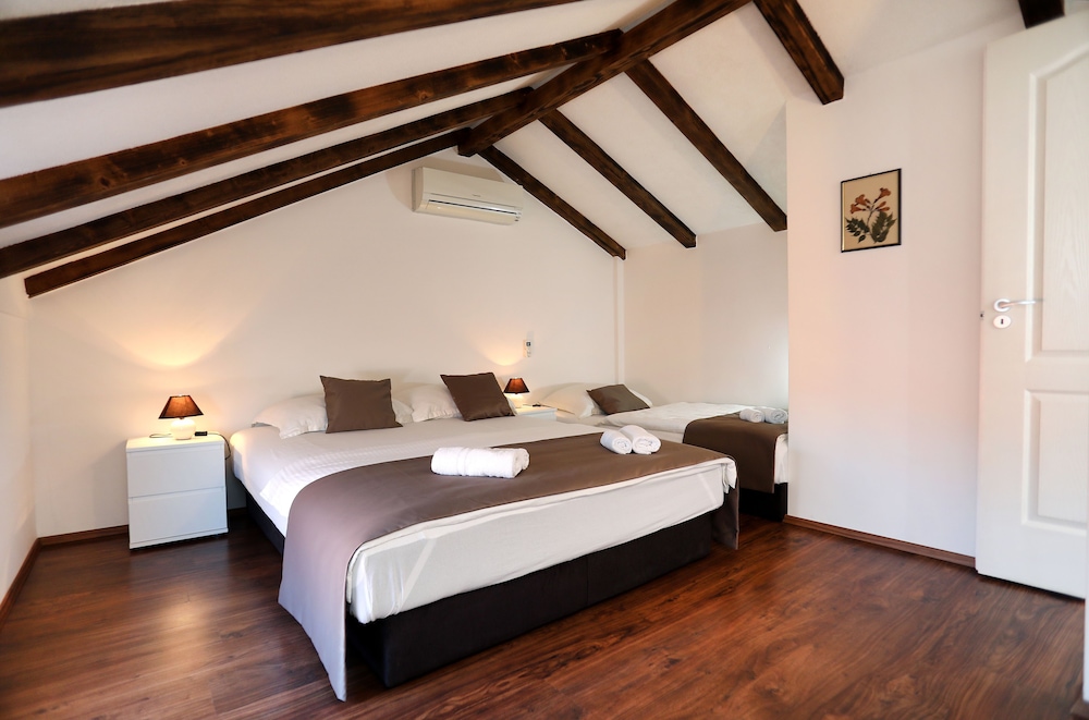 Family Villa, Sea View photo 1