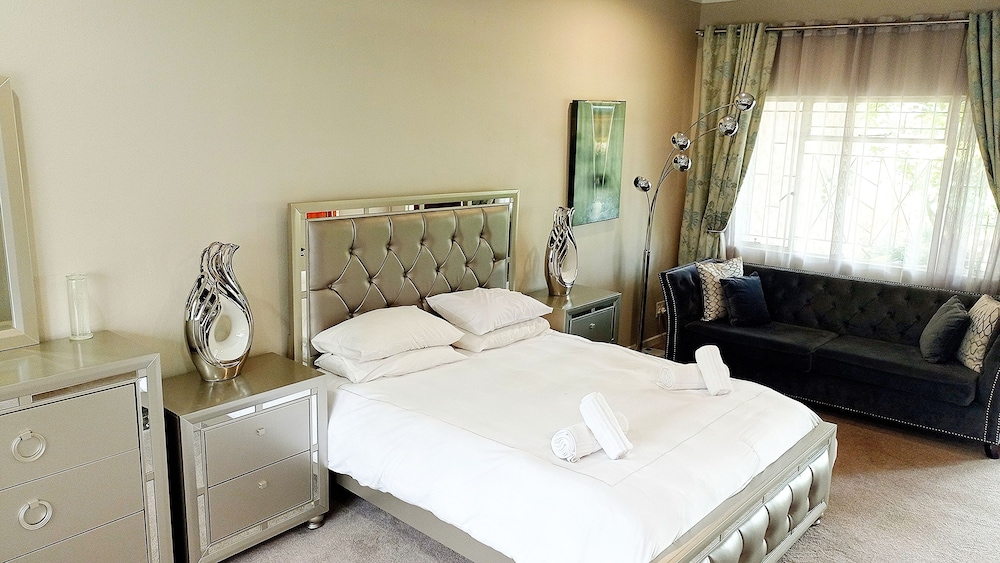 Executive Room photo 1