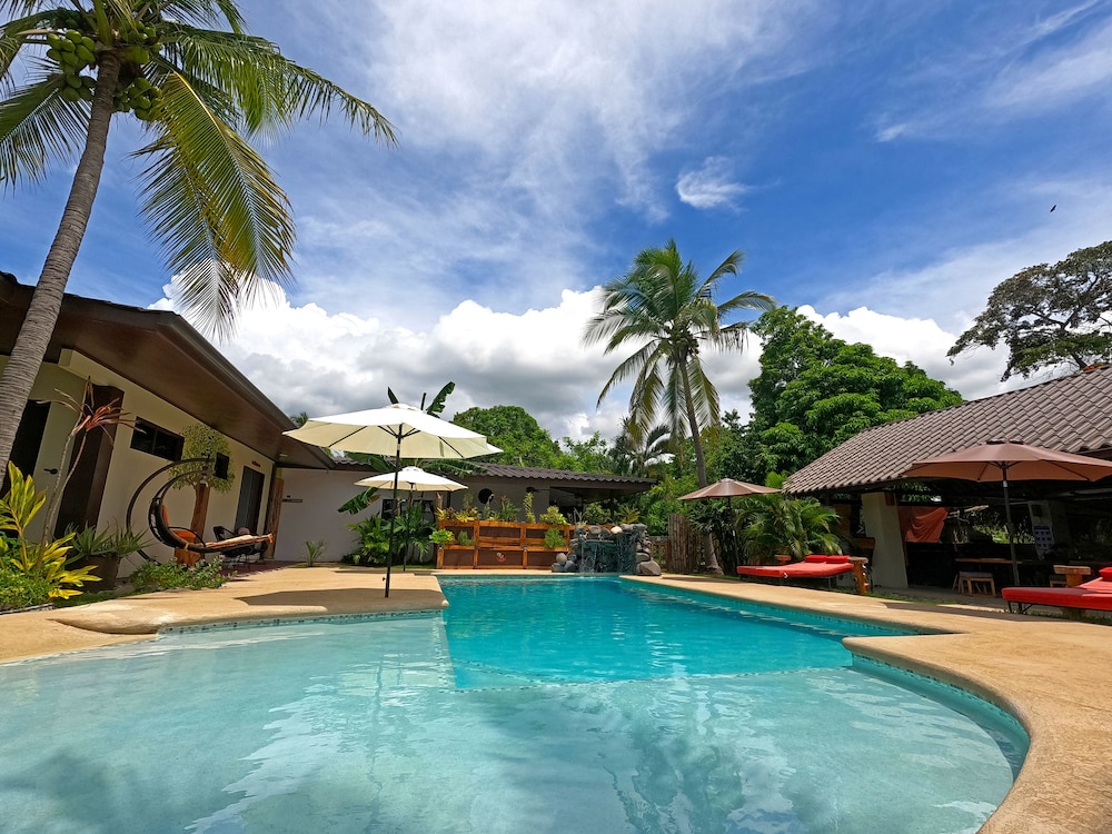 Deluxe Double Room, Pool View