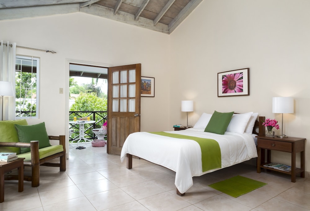 Standard Gardenside Room