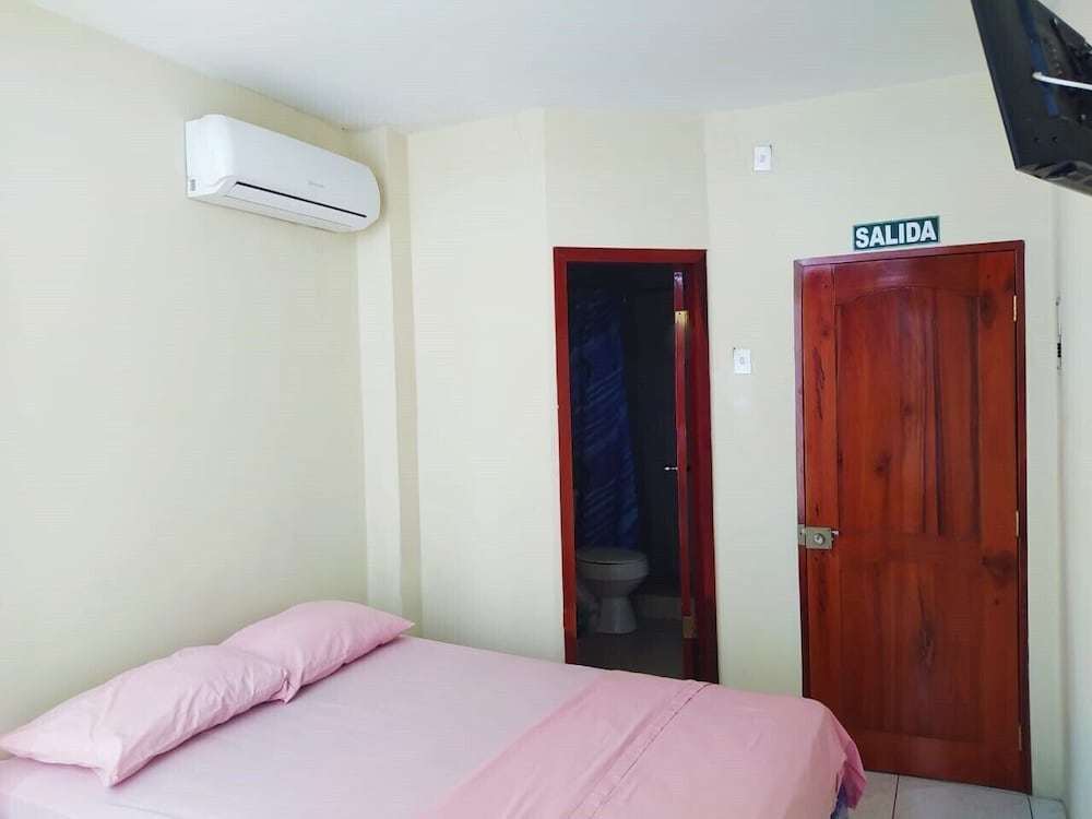 Family Quadruple Room photo 2