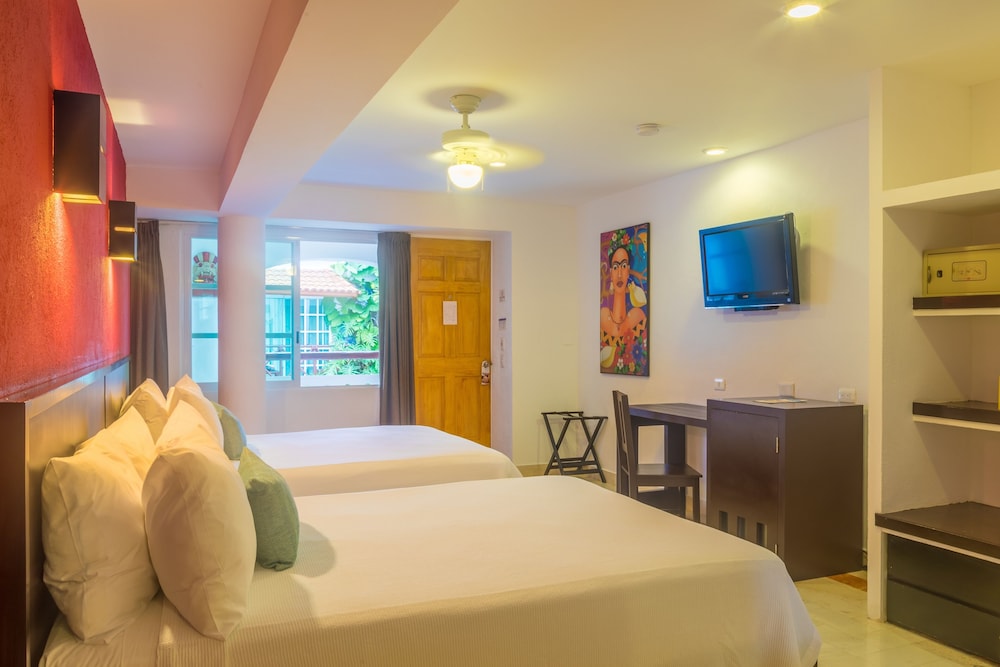 Quadruple Room - Photo 5