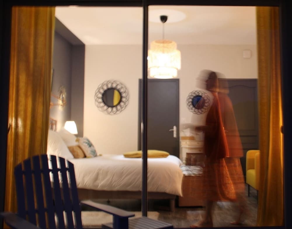 Panoramic Double Room, Private Bathroom, Garden View - Photo 9