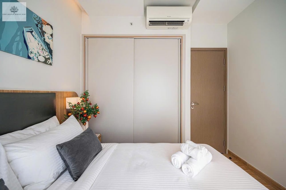 Deluxe Apartment, 3 Bedrooms, Non Smoking, City View photo 3
