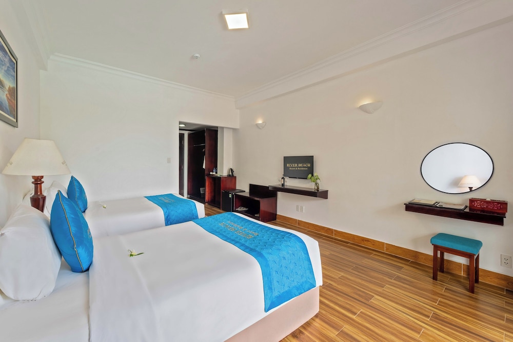 Deluxe Twin Room, City View photo 2