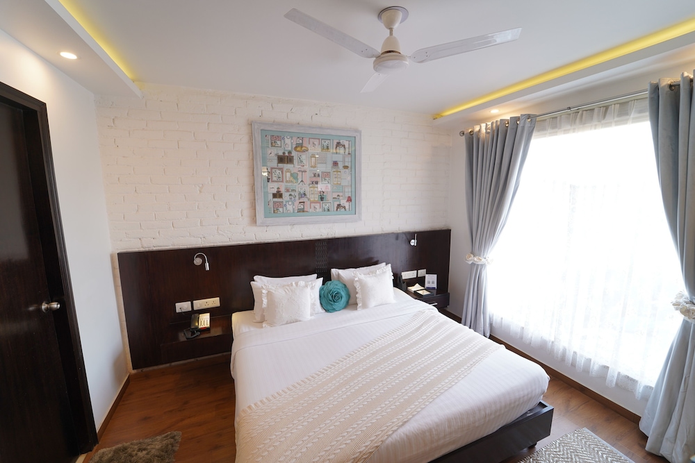 Deluxe Room, 1 Bedroom, Non Smoking - Photo 5