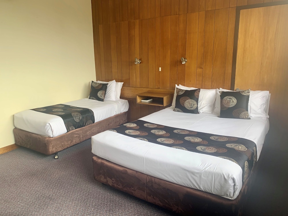 Budget Triple Suite photo 2